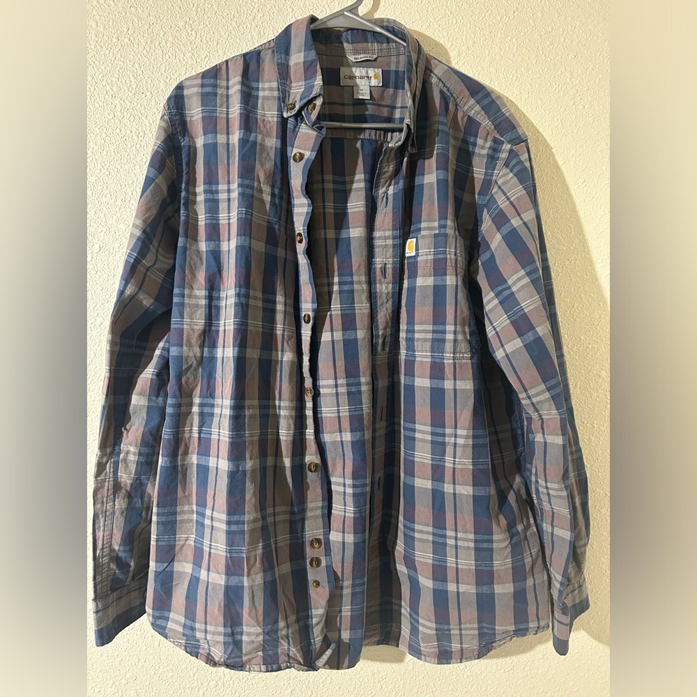 Carhartt Plaid long sleeve button up men’s medium relaxed fit